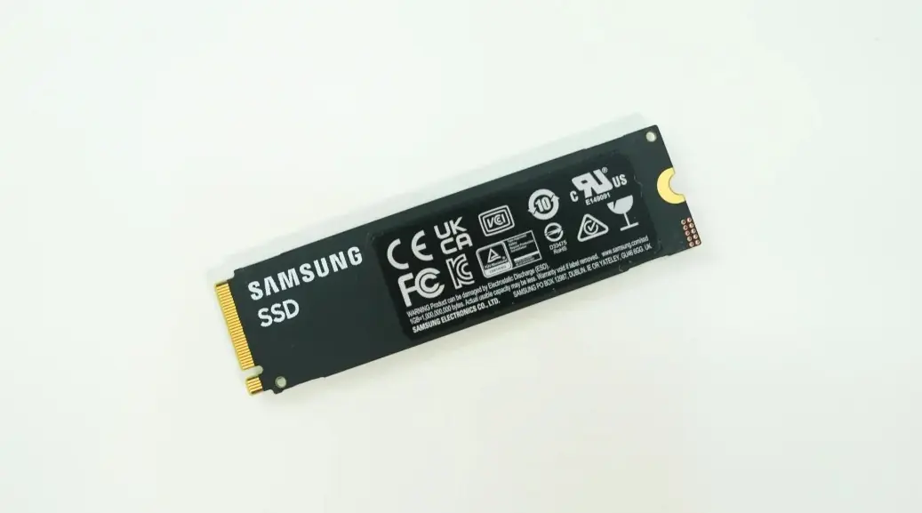 NAND Kıtlığı Nedeniyle SSD Fiyatları %10 Arttı, Samsung ve Kingston Öncülük Ediyor